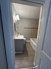 1015 N Main St in Hopkinsville, KY - Building Photo - Building Photo