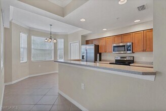 10285 Heritage Bay Blvd, Unit 833 in Naples, FL - Building Photo - Building Photo