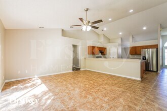 649 Rosaro Ct in Kissimmee, FL - Building Photo - Building Photo