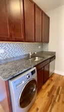 535 W Arlington Pl, Unit 3 in Chicago, IL - Building Photo - Building Photo