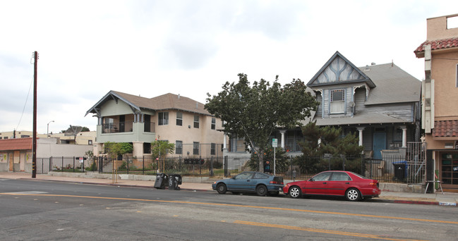 2407 E 1st St in Los Angeles, CA - Building Photo - Building Photo