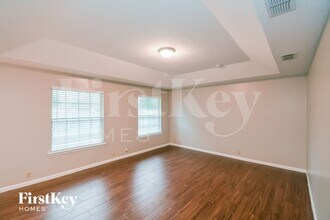 630 London Morning Ct in Jacksonville, FL - Foto de edificio - Building Photo