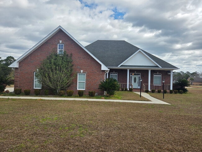 property at 565 Twin Ponds Dr