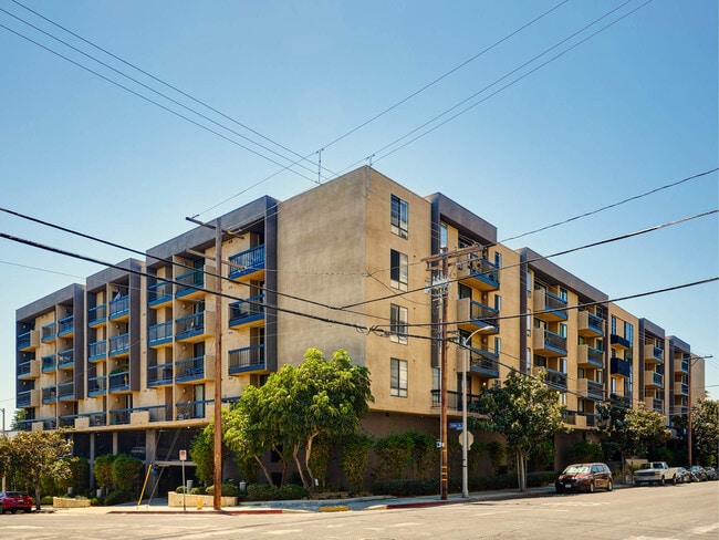 property at 7320 Hawthorn Ave