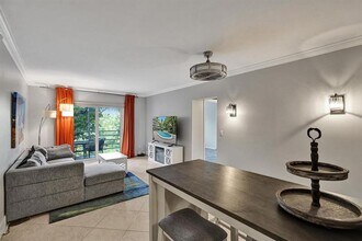 1407 NE 56th St in Fort Lauderdale, FL - Building Photo - Building Photo