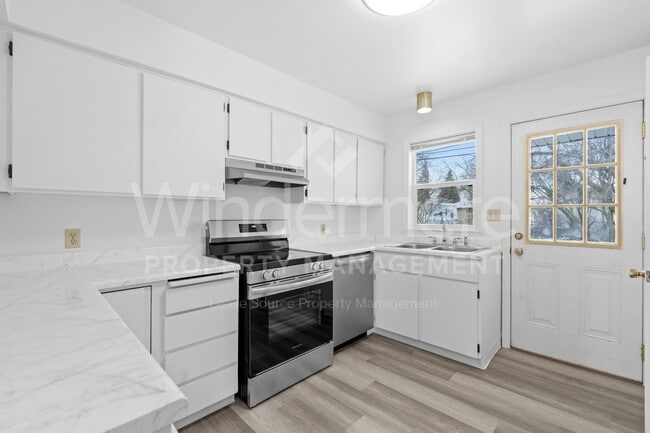 11321 E Springfield Ave in Spokane Valley, WA - Building Photo - Building Photo