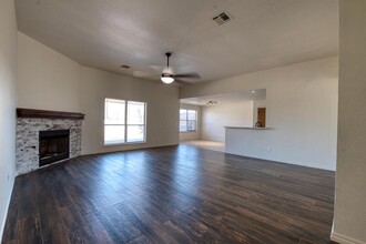 1821 Gebron Dr in Edmond, OK - Building Photo - Building Photo