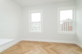 459 Massachusetts Ave in Boston, MA - Foto de edificio - Building Photo