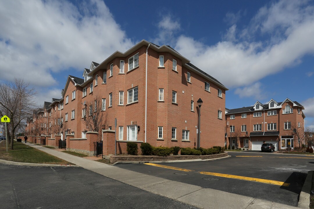 2810-2838 Denison St in Markham, ON - Building Photo