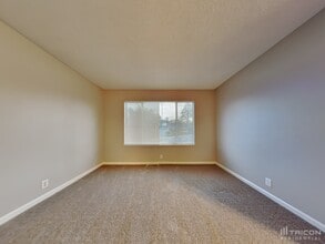 809 Putnam St in Antioch, CA - Building Photo - Building Photo