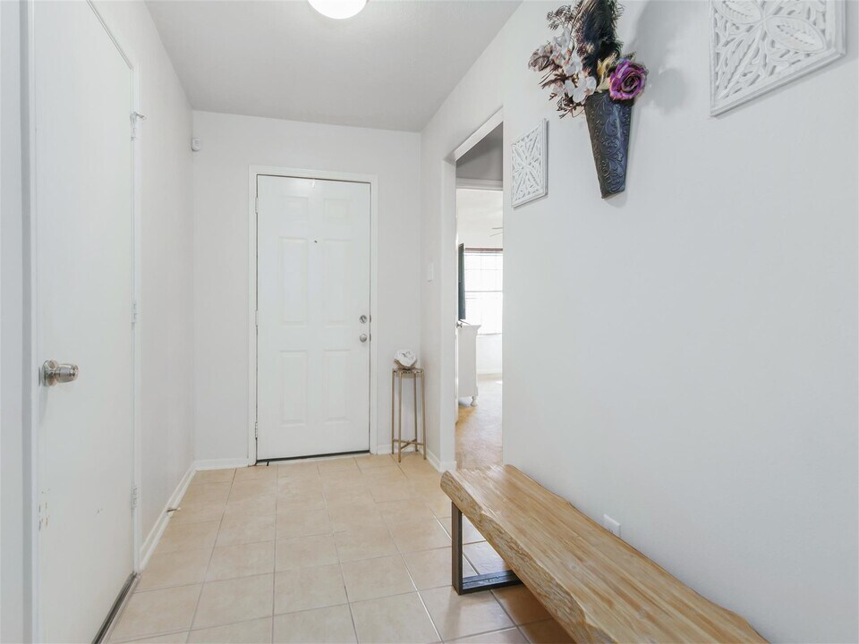 13301 Baron Hill Ln in Rosharon, TX - Building Photo