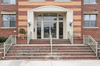 26 Ave at Port Imperial, Unit 309 in West New York, NJ - Foto de edificio - Building Photo