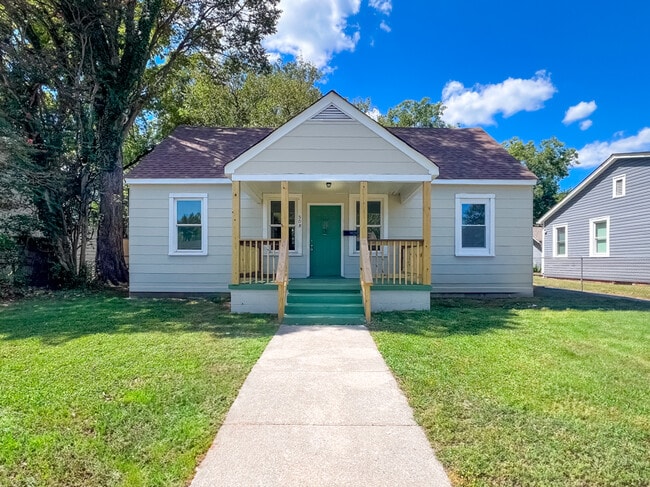 property at 508 N 7th Ave