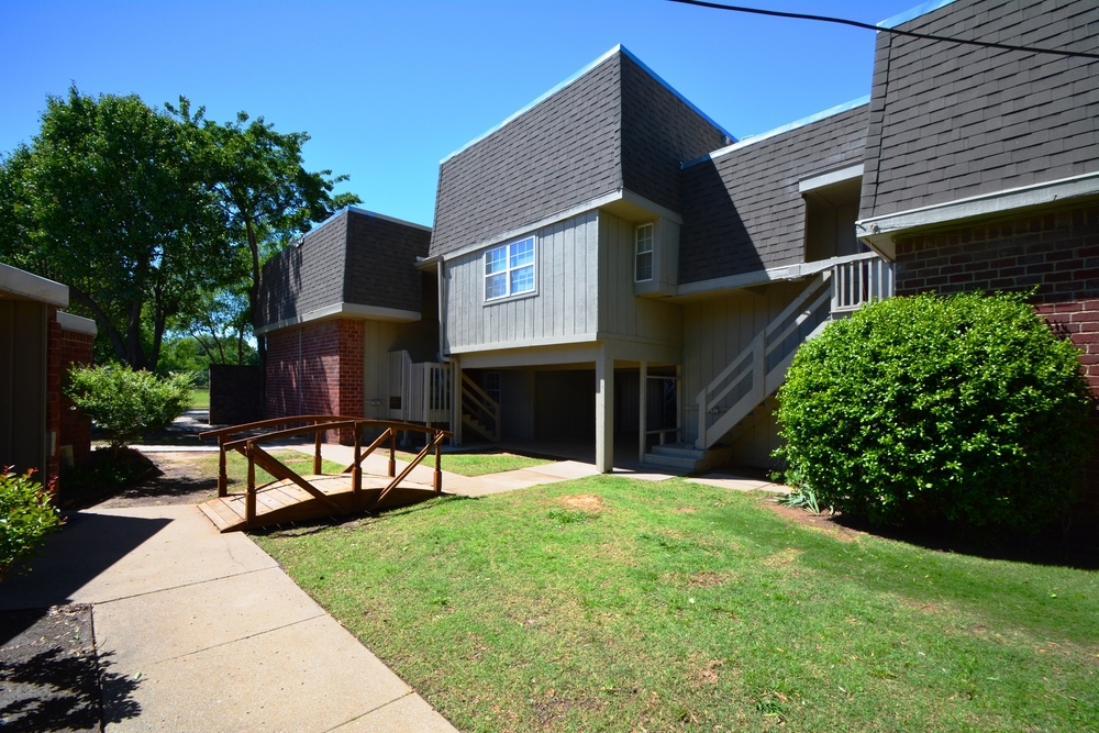 The Reserve at Silver Maple in Tulsa, OK - Foto de edificio