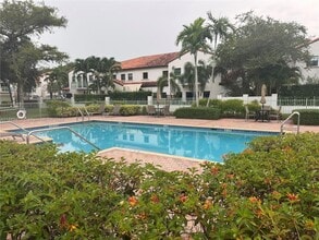 4425 Hidden Harbour Terrace, Unit G in Fort Lauderdale, FL - Building Photo - Building Photo