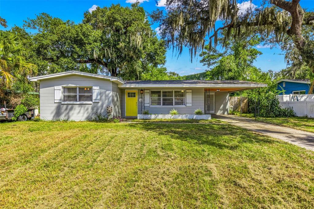 1908 E Crenshaw St in Tampa, FL - Building Photo