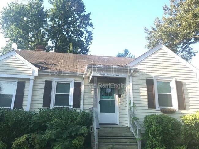 2705 Dellrose Ave