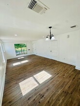 2300 Bryan St in Texarkana, TX - Building Photo - Building Photo