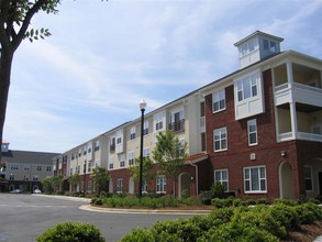 Gateway Park Apartments in Raleigh, NC - Building Photo - Building Photo