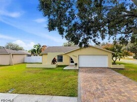 5425 Pentail Cir in Tampa, FL - Building Photo