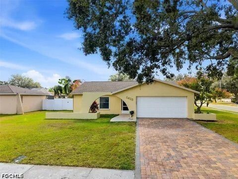 property at 5425 Pentail Cir
