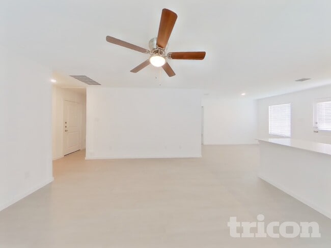 806 Ginkgo Wy in Princeton, TX - Building Photo - Building Photo