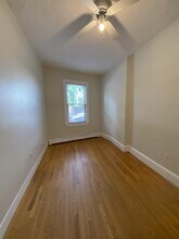 1236 Cambridge St, Unit 1 in Cambridge, MA - Foto de edificio - Building Photo