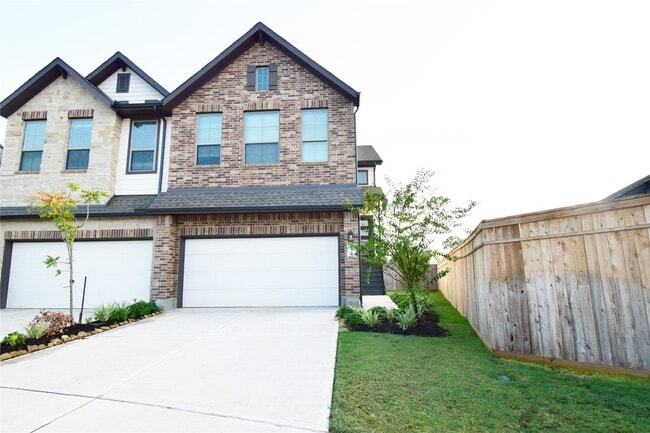 property at 9442 Starlight Oak Dr