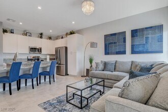 4307 Vantage Ridge in Las Vegas, NV - Building Photo - Building Photo