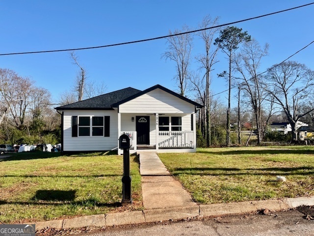 1215 Lake Ave in Griffin, GA - Foto de edificio