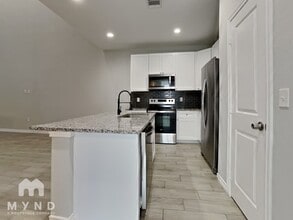 15840 Forest Dr in Montgomery, TX - Building Photo - Building Photo