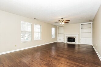 515 Gammon Ln in La Vergne, TN - Building Photo - Building Photo