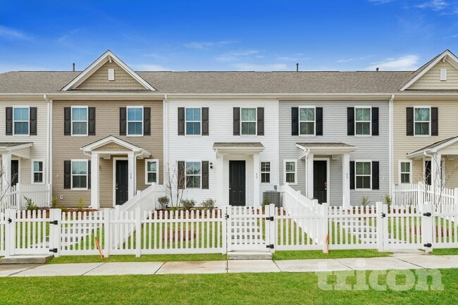 property at 13 Beautyberry St