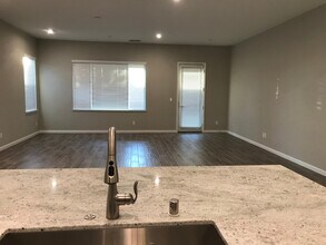 4239 Silver Lupine Ln in Rocklin, CA - Building Photo - Building Photo
