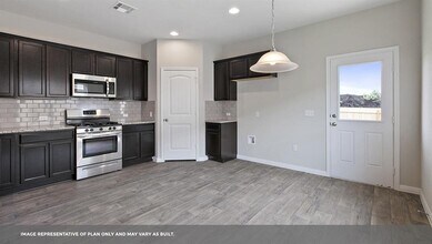 8108 Linnie Ln in Austin, TX - Building Photo - Building Photo