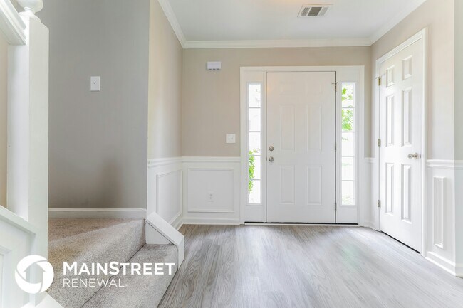 5035 Michael Jay St in Snellville, GA - Foto de edificio - Building Photo