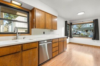 2311 N Humboldt St in Portland, OR - Building Photo - Building Photo