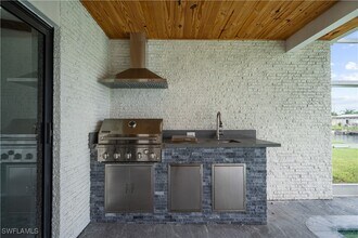 4380 Harbour Terrace in North Fort Myers, FL - Building Photo - Building Photo
