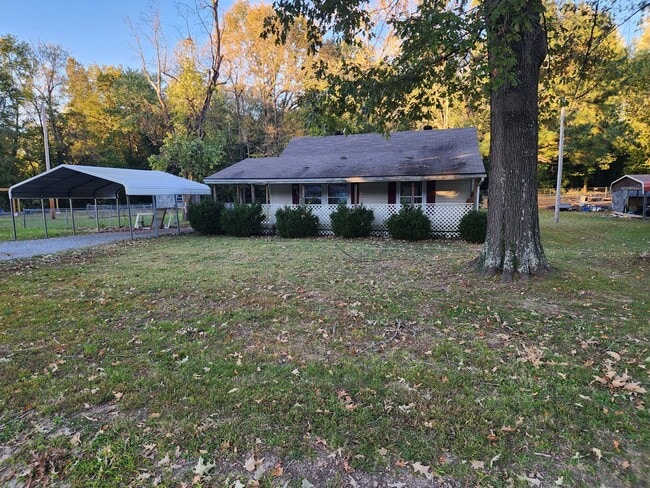 2242 Dixie Ave in Paducah, KY - Building Photo - Building Photo