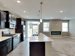 6445 Inspire Cir S in Cottage Grove, MN - Building Photo - Building Photo