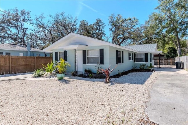 1332 Tioga Ave. in Clearwater, FL - Building Photo - Building Photo