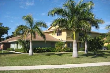 Lucaya Delray Condominiums in Delray Beach, FL - Foto de edificio - Building Photo