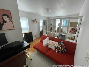381 Dorchester St in Boston, MA - Building Photo - Building Photo