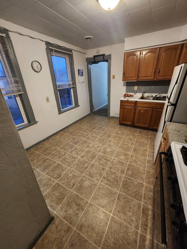710 E 13th St in Erie, PA - Building Photo - Building Photo