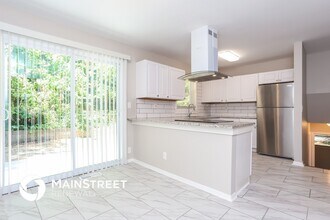 6033 Hillandale Dr, Unit 2315 in College Park, GA - Building Photo - Building Photo