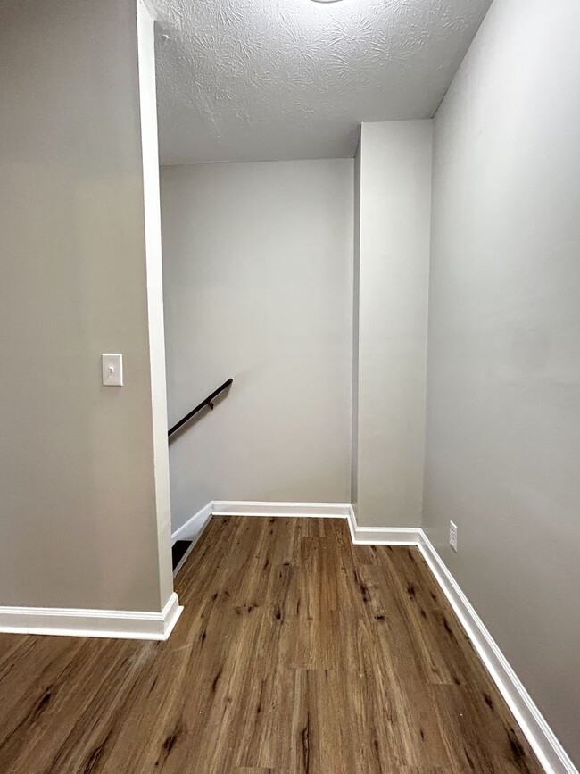 408 Bainbridge Ct in Lexington, KY - Building Photo - Building Photo