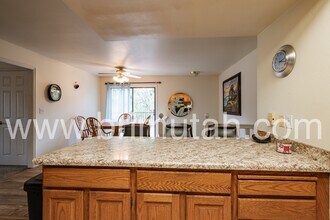3565 Summer Estates Cir in Cottonwood Heights, UT - Foto de edificio - Building Photo