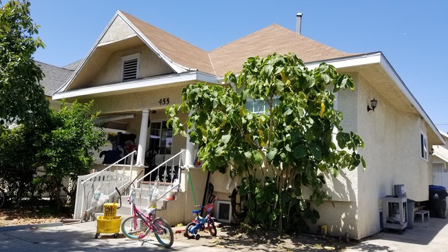 455 E 43rd St in Los Angeles, CA - Building Photo - Building Photo