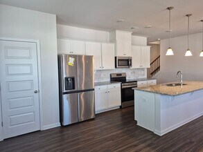 618 Blaven St in Cartersville, GA - Foto de edificio - Building Photo