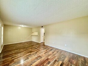 14419 Hanging Moss Cir in Tampa, FL - Building Photo - Building Photo